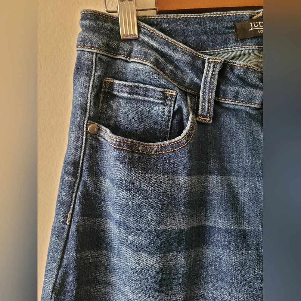 Judy Blue Medium Wash High Rise Raw Hem Wide Leg Crop Stretch Denim Jeans 11/30 - Picture 6 of 11